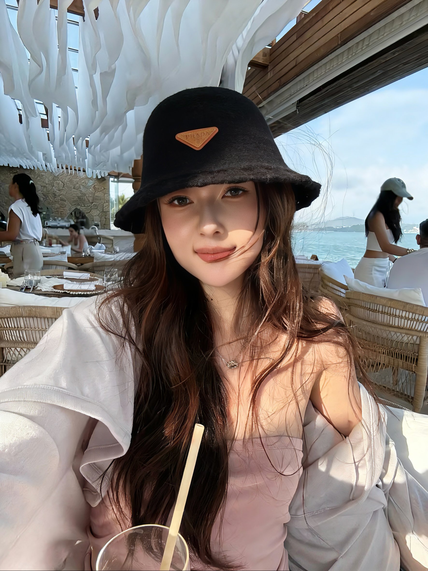 프라다 모자 버킷햇 2가지 색상