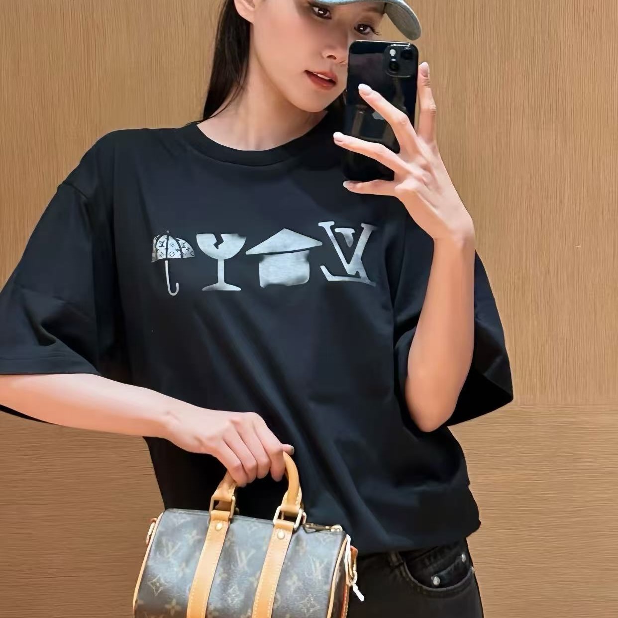 루이비통 반팔티 남녀공용