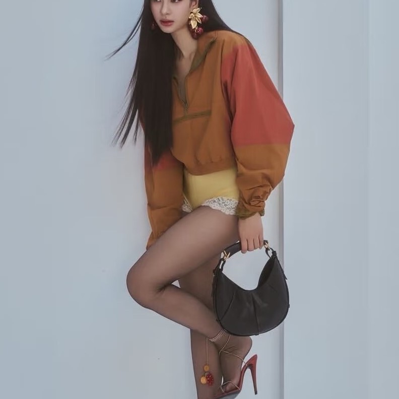 입생로랑 몸바사 호보백 숄더백 2가지 크기 848818