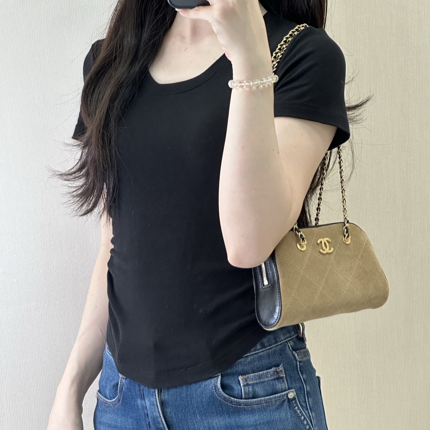 샤넬 26P 컬렉션 볼링 스웨이드 체인 숄더백