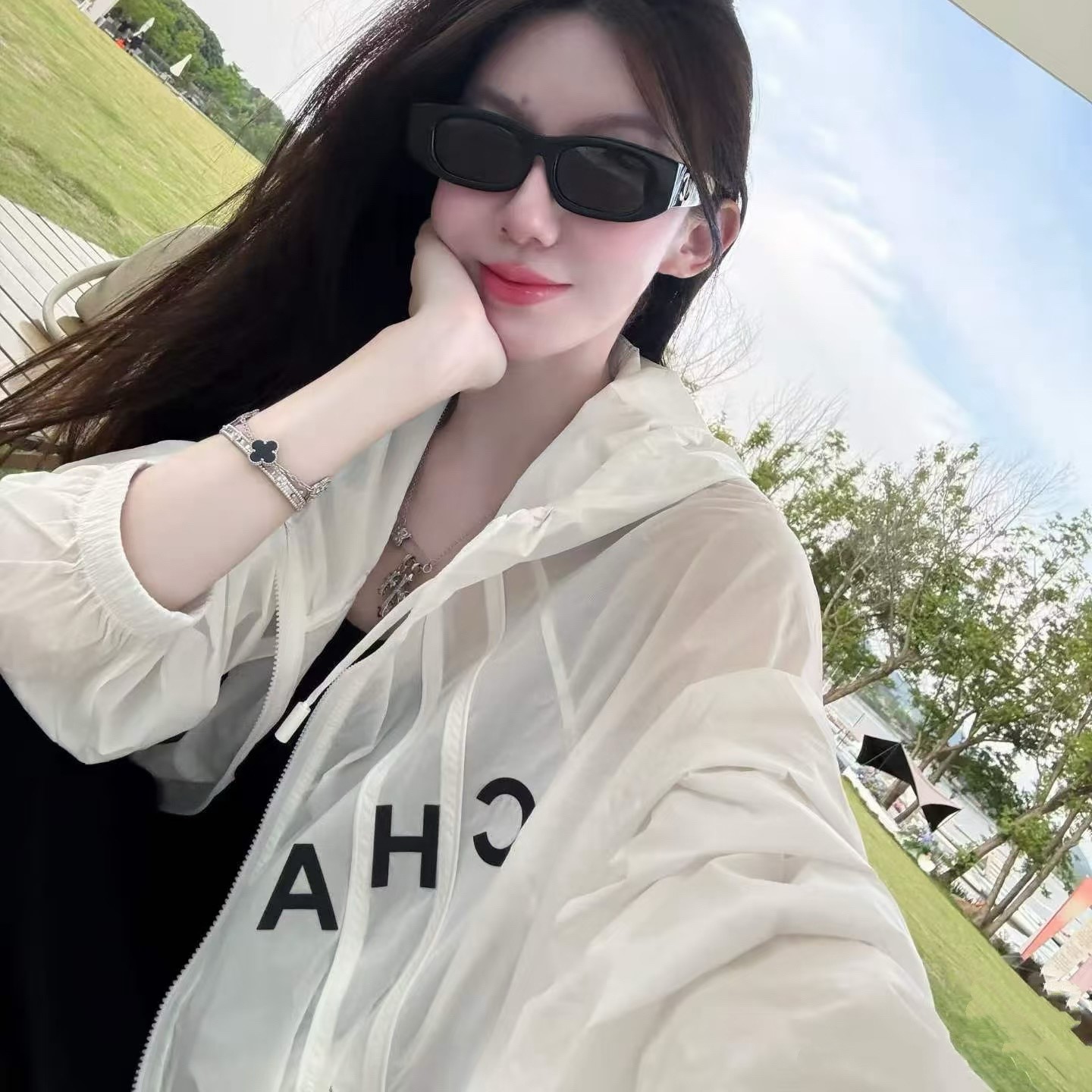 샤넬 여성 바람막이