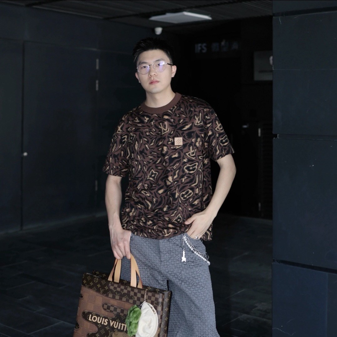 루이비통 반팔티 남녀공용