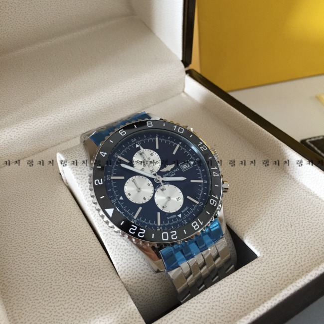 브라이틀링 1884 크로노 메탈시계 쿼츠 45mm