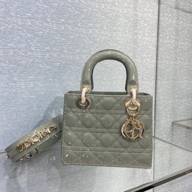 디올 Lady Bag