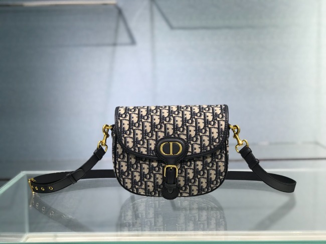 디올 BOBBY Bag