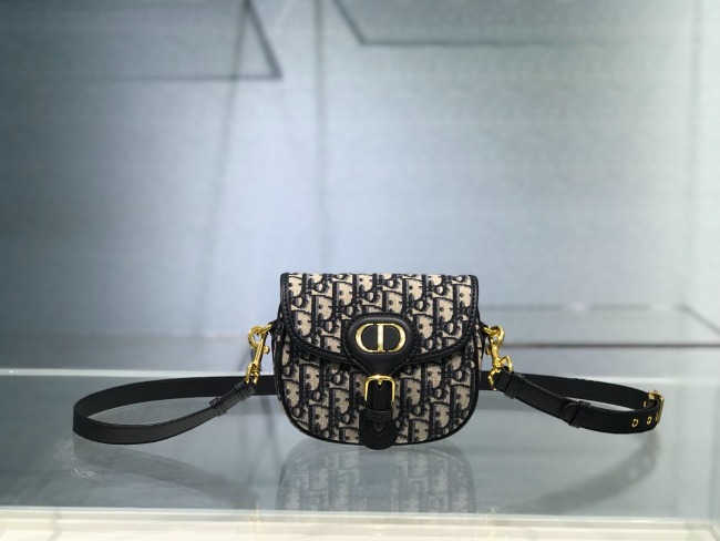 디올 BOBBY Bag