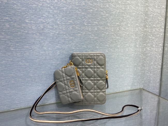 디올 Caro Bag