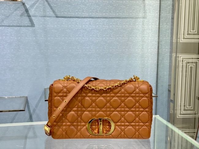 디올 Caro Bag