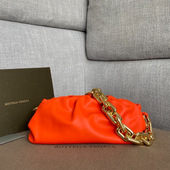 보테가 THE CHAIN POUCH BAG