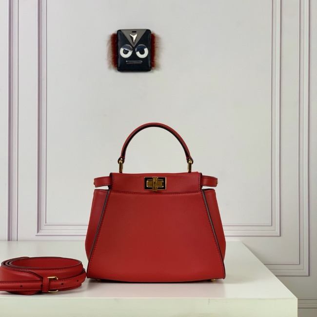 펜디 PEEKABOO ICONIC MINI BAG