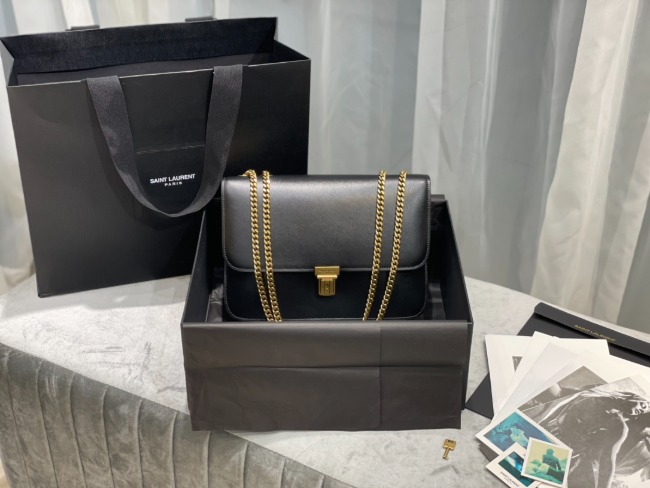 세인트롤랜드TUC BOX BAG
