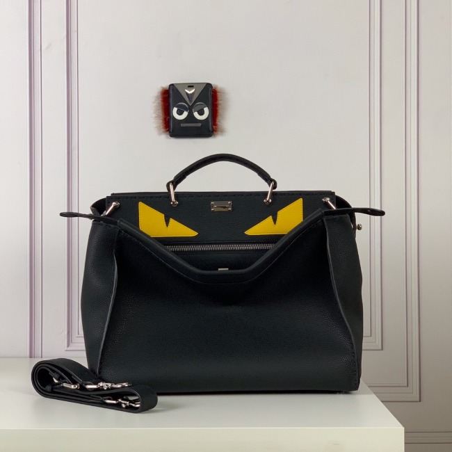 펜디 PEEKABOO BAG