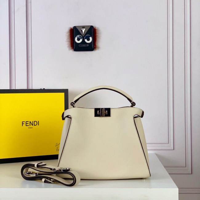 펜디 PEEKABOO ESSEESSENTIAL BAG