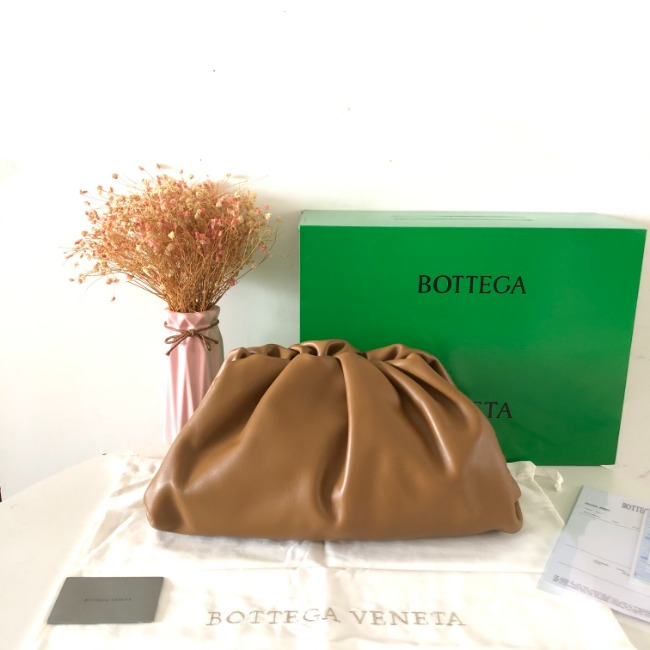 보테가 THE CHAIN POUCH BAG