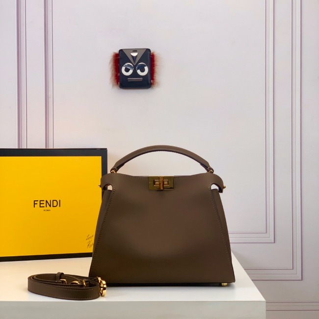 펜디 PEEKABOO ESSEESSENTIAL BAG