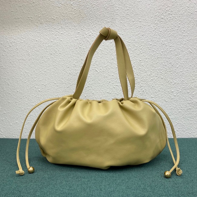 보테가 Nappa Bag