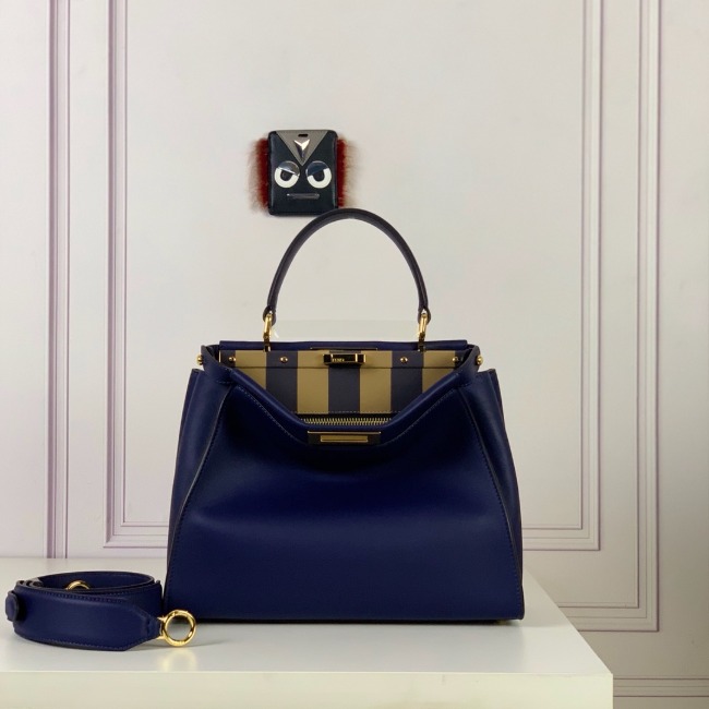 펜디 PEEKABOO ICONIC BAG
