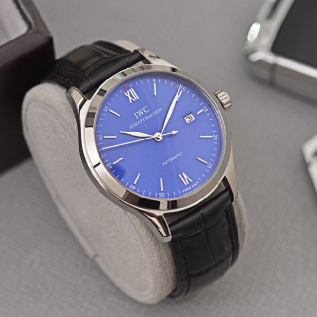 IWC 샤프하우젠 가죽시계