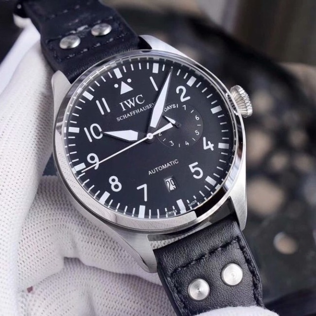 IWC 샤프하우젠 가죽시계