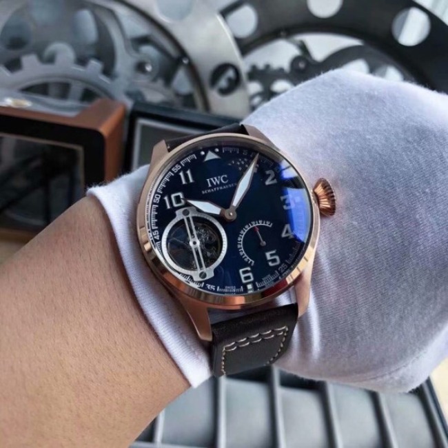IWC 샤프하우젠 가죽시계