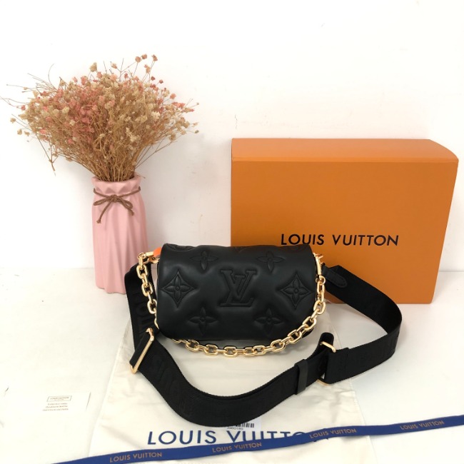 루이비통 WALLET ON STRAP M81398