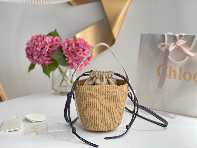 끌로에 SMALL WOODY BASKET 숄더백