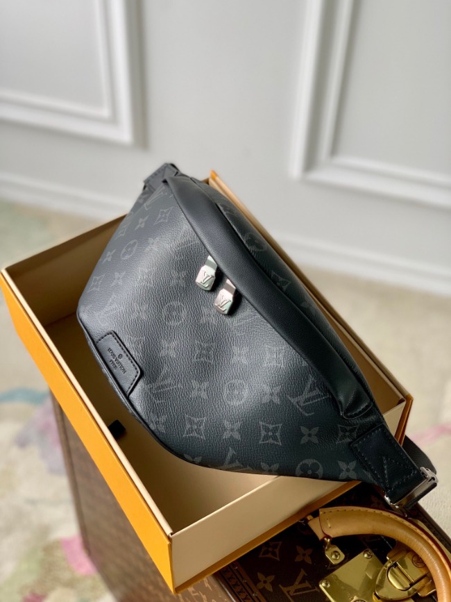 루이비통 DISCOVERY M46035