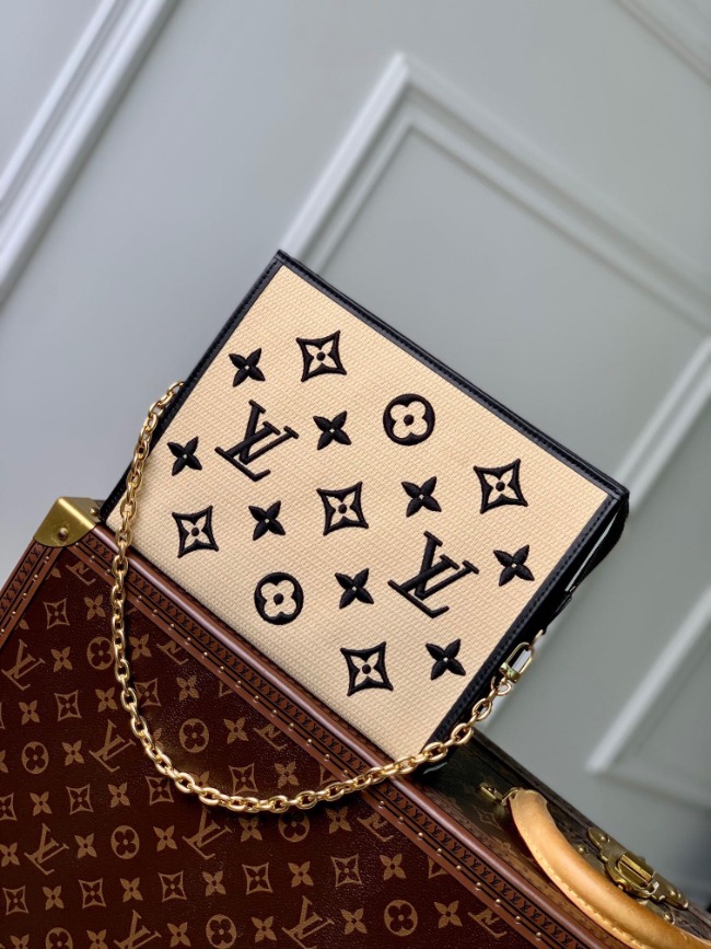 루이비통 Toiletry Pouch M82521